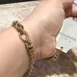 Stainless Steel Bracelet 21 cms long 