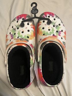 CLASSIC LINED TIE-DYE CLOG CROCS Size 7W/5M