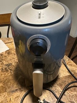 Dash compact air fryer