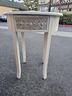 Vintage Round Side Table w/ Drawer