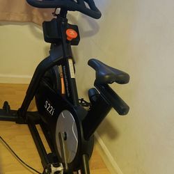 NordicTrack Commercial S22i Bike