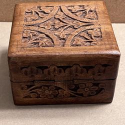 Vintage Hand Carved 4X4” Square Wooden Jewelry Box With Hinges 
