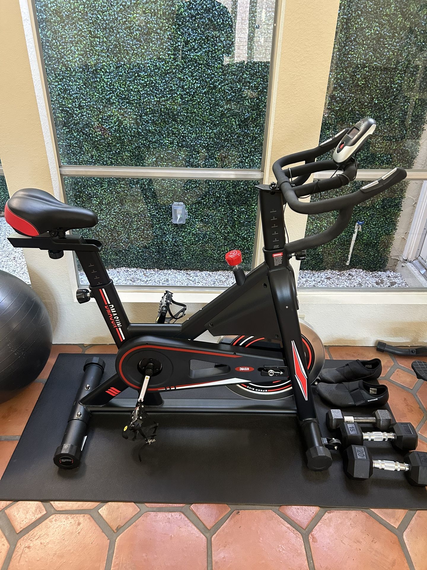 Magnetic Force Exercise Bike