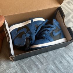 Baby Shoes 