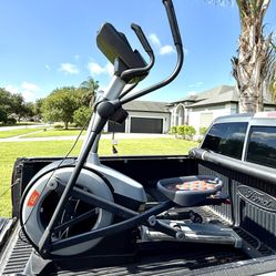 Freemotion 20” Stride Elliptical