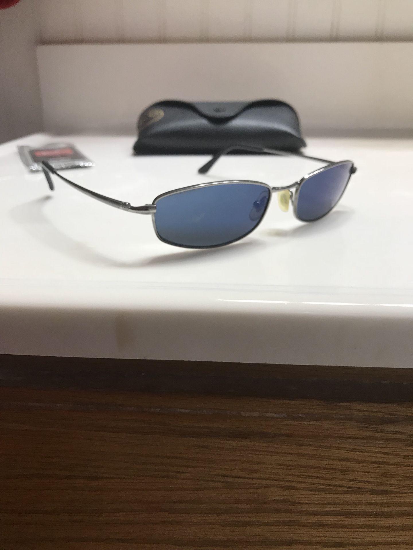 Ray Ban New Sleek RB3198 sunglasses