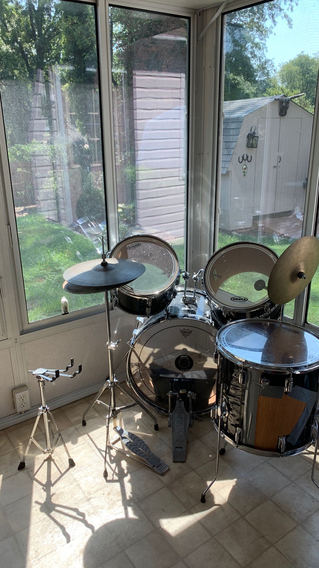 Evans drum set