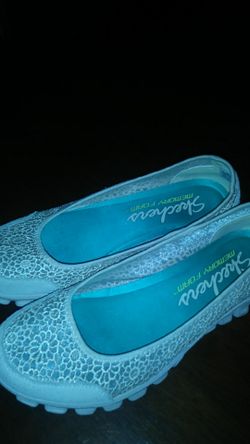 Sketchers size 10