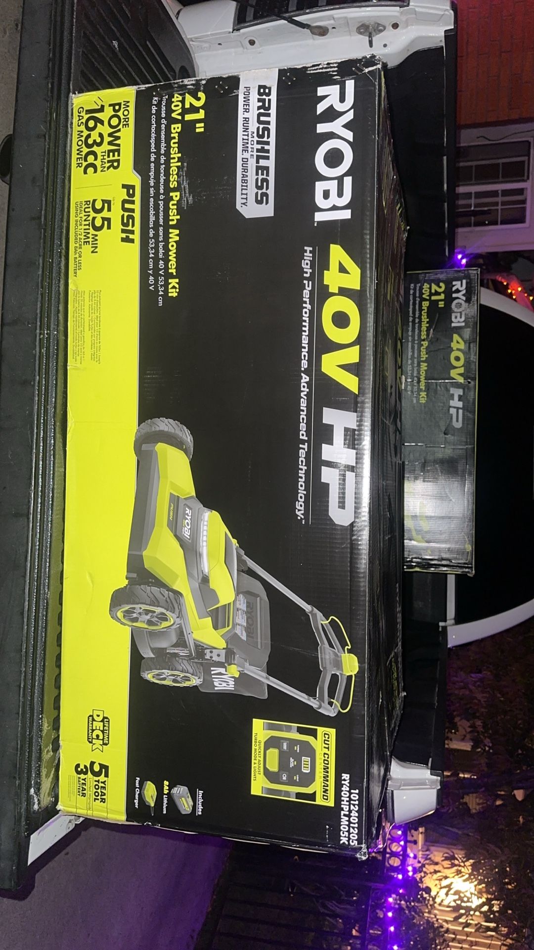 RYOBI 40V HP Brushless 21 in. Cordless Battery Walk Behind Push Lawn Mower with 8.0 Ah Battery and C