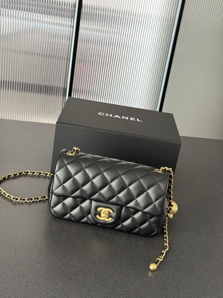 CHANEL MINI BAG