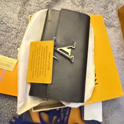 Louis Vuitton Wallet