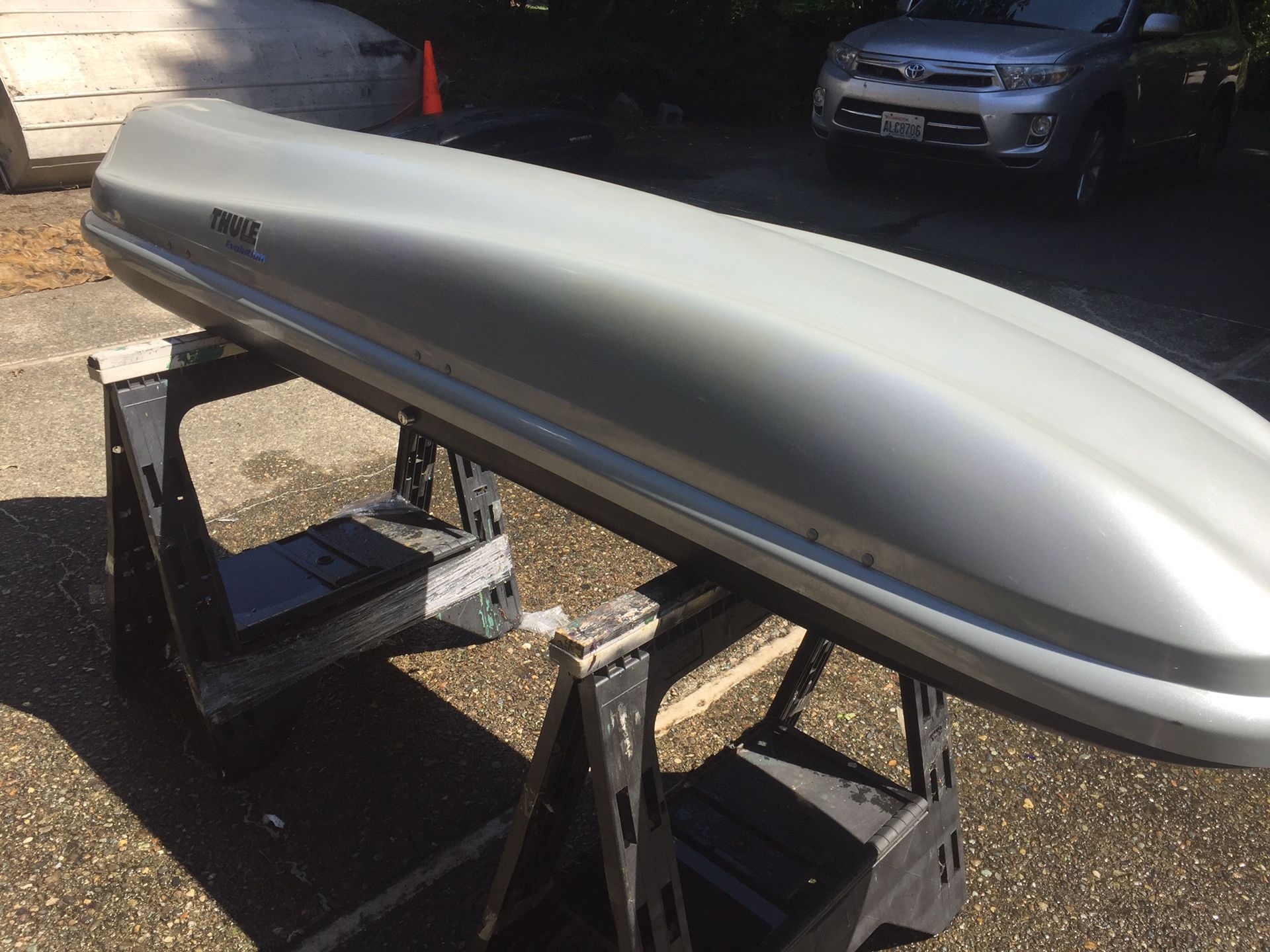 Thule Evolution 1200 Cargo Box for Sale in Auburn, WA OfferUp