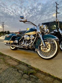 Harley Davidson wheel packages rims tires rotors pulley WE FINANCE!!