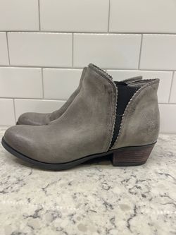 Miz Mooz high end booties.  Retails for 185$. Hardly worn!!!