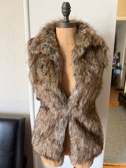 New Vintage Victoria’s Secret Pink Faux Fur Vest XS Rare