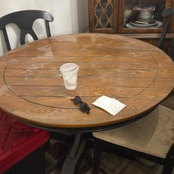 Table & 4 Chairs 