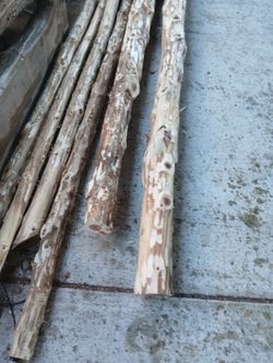 Pilled CEDAR POST 