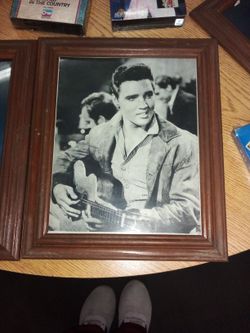  Elvis Collection