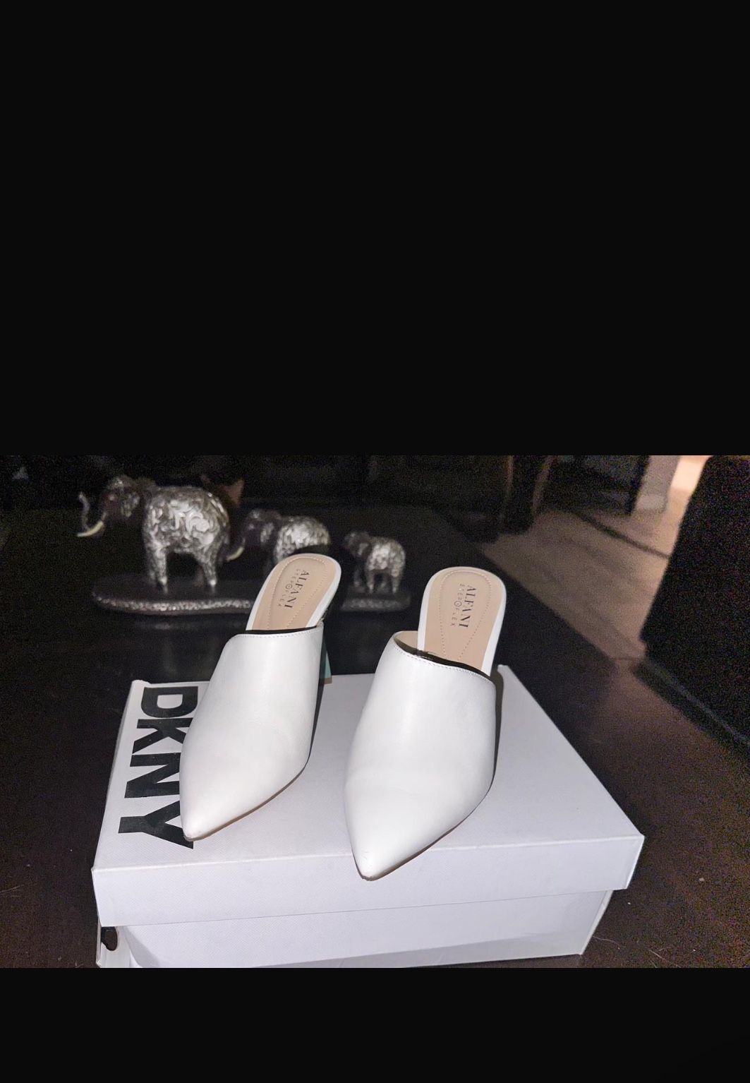 Alfani Womens Junnee Leather Pointed Toe Mules White 10 Medium (B