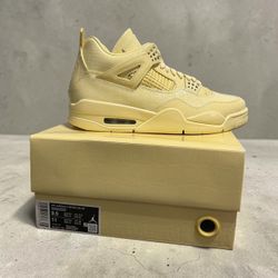 Air Jordan 4 lemonade