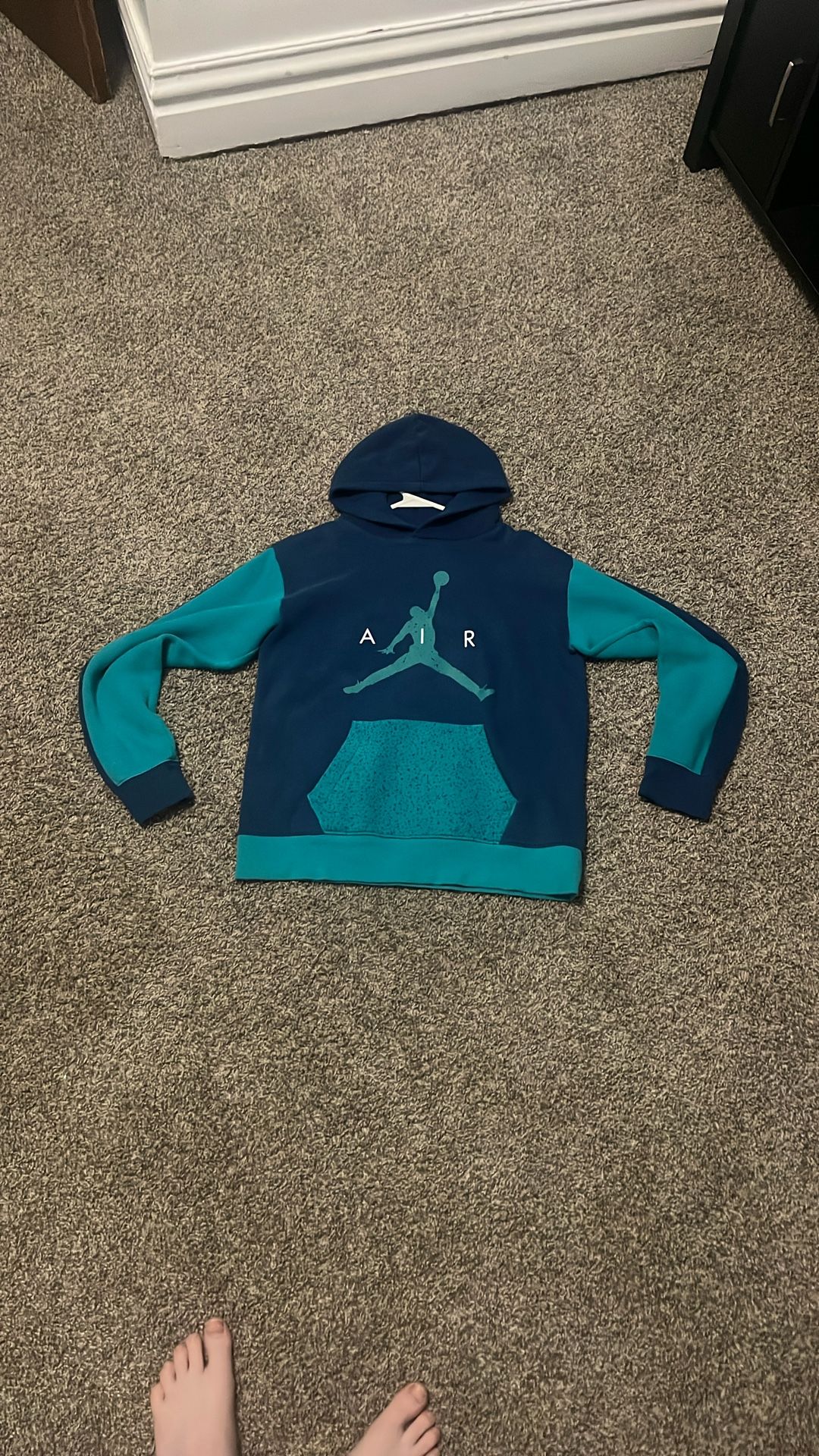 Boys XS / Jordan Retro Hoodie