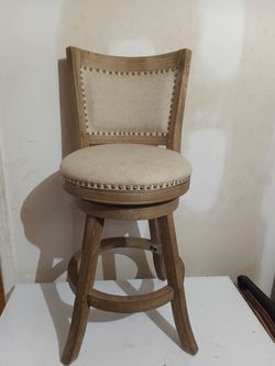 2 Bar Stools