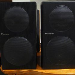 Pioneer Speakers