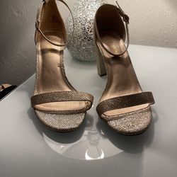 Golden Color Heels… 8.5