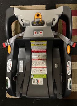 Chicco keyfit 360 CarSeat and Base