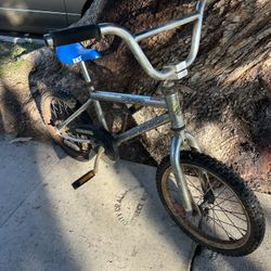 GT Dyno VFR 16” Bmx     Mongoose RedLine Diamondback 