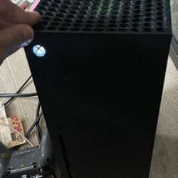 Black Xbox Series X 1 TB