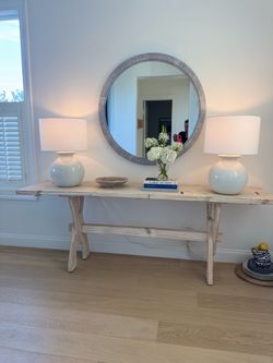 Tuvalu console table