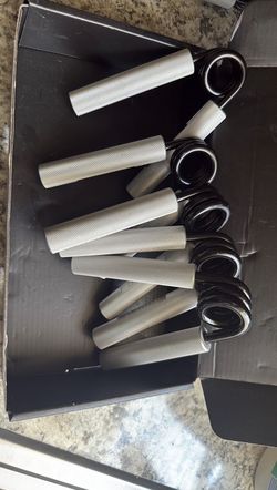 Hand grips