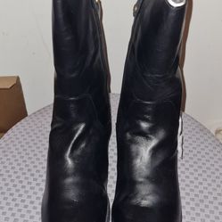 Isaac Mizrahi Black Leather Boots