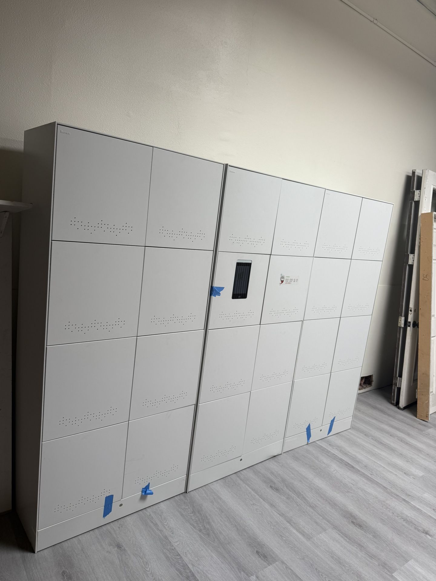 Lockers (Chinese)
