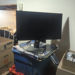 30" Dell Monitors Brand New 