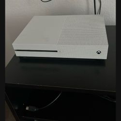 Xbox One S 500 Gb 