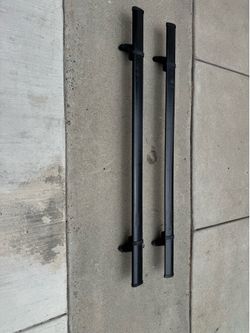 Yakima Aero  Bar Roof Racks with Towers