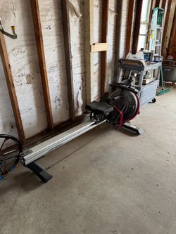 LifeFitness Row Machine