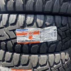 Toyo R/T 37x12.5r17 ( Set Of 4 ) 