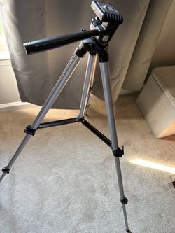 tripod for cameras / photographers