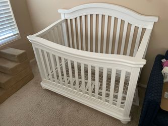Baby Crib - Toddler Bed