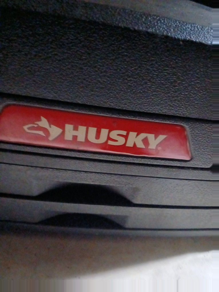 Husky Set 
