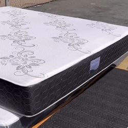 King size mattress