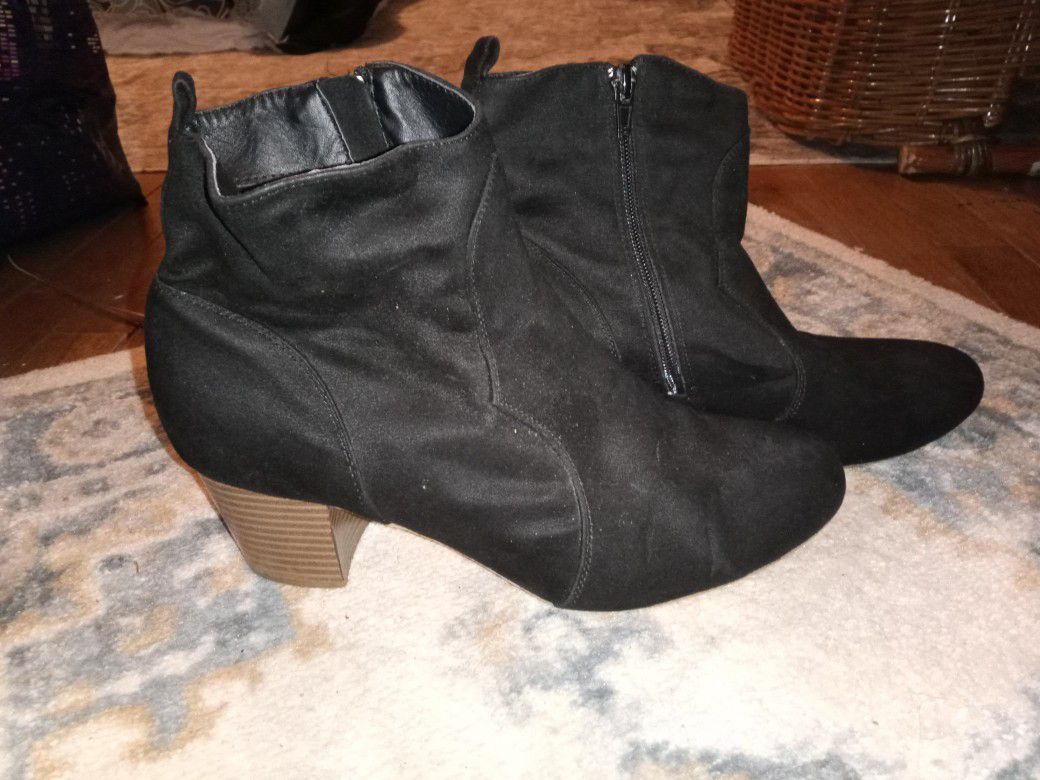 American Eagle Ankle Boots