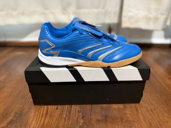 adidas Predator Sala W Blue Silver Gum Women’s Size 11/Men’s size 10 NEW JR1637 (Replacement Box)