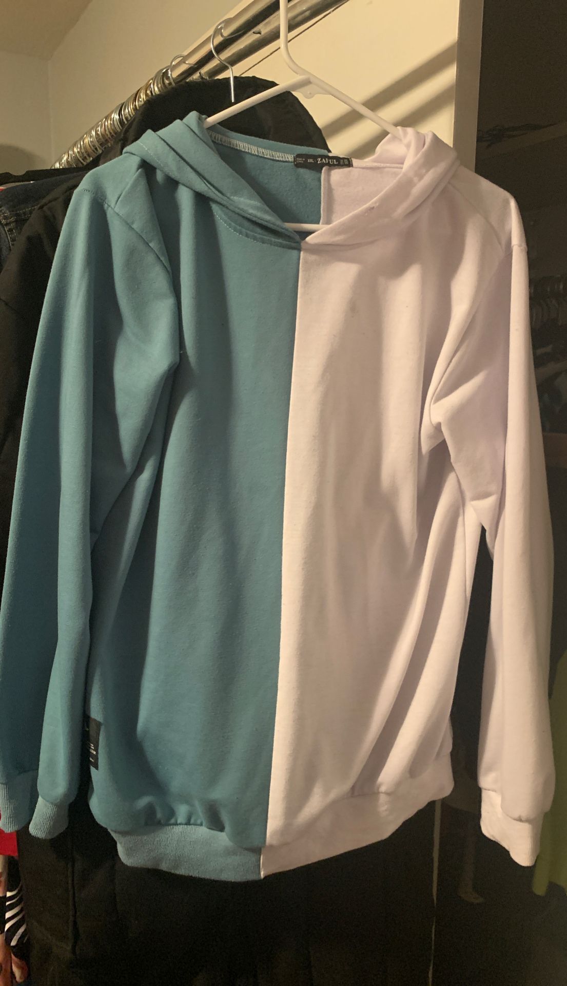 YOUTH XXL ZAFUL SWEATSHIRT