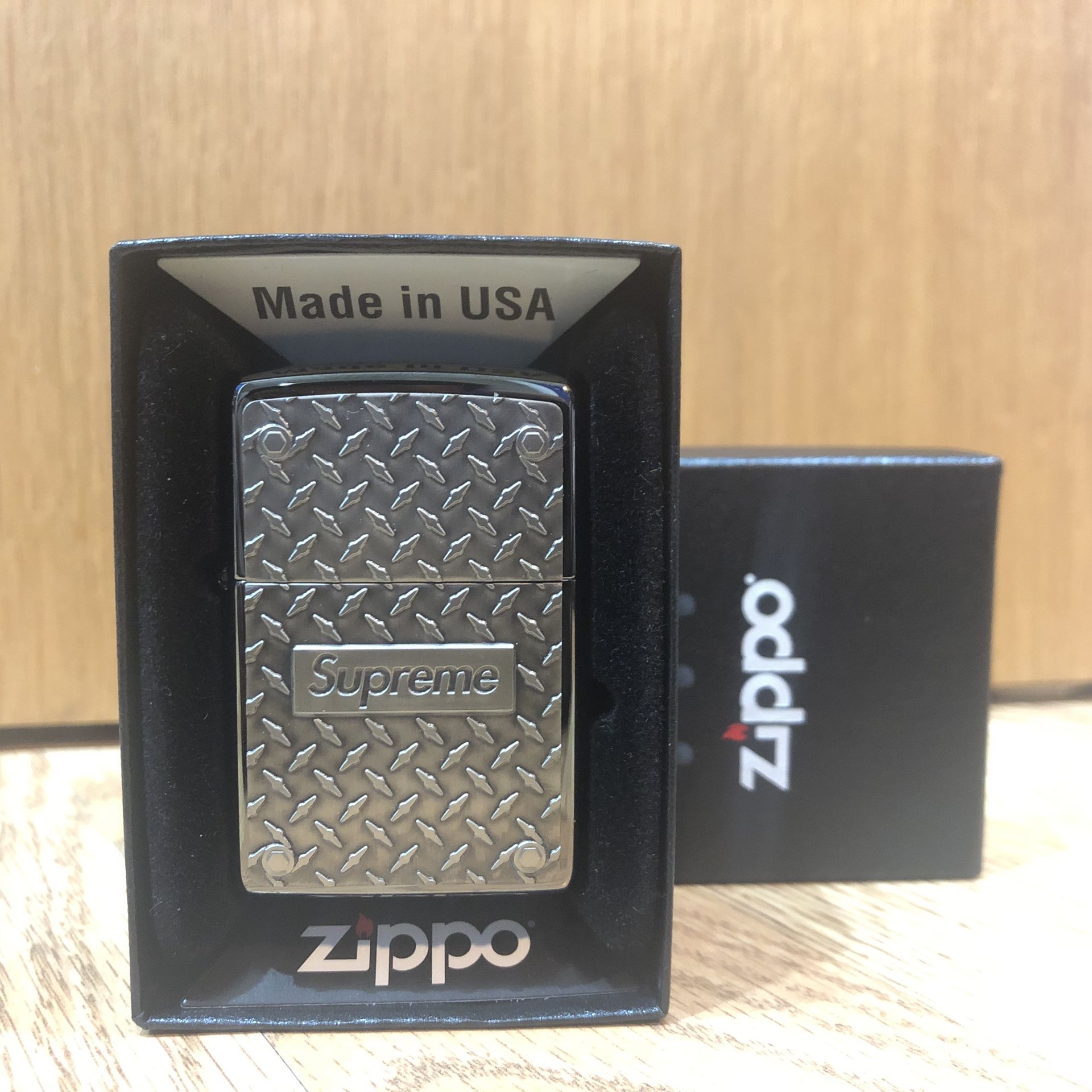 Supreme x Zippo Diamond Plate Lighter [100% Authentic, Brand New]