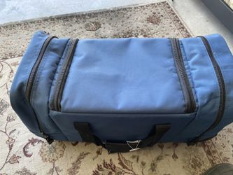 Bag with wheels and handle very roomy