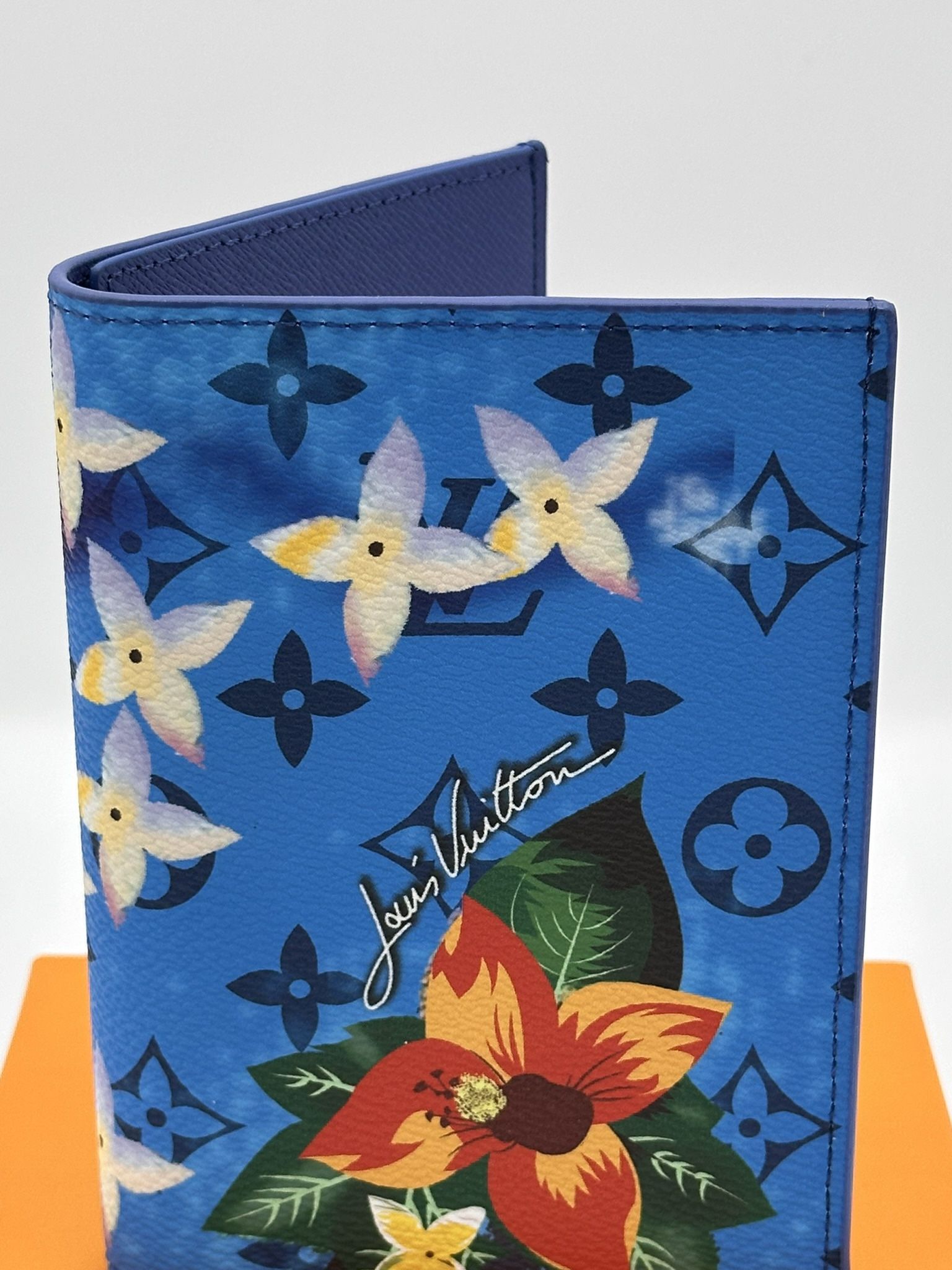 Designer Passport Holder Wallet Lv Tropic